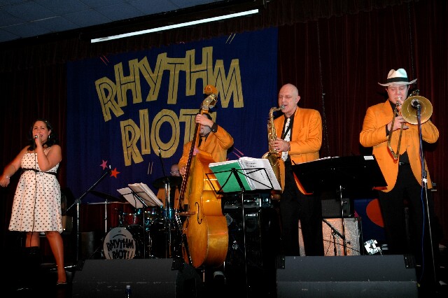 min 2007 11 23 riot 387
